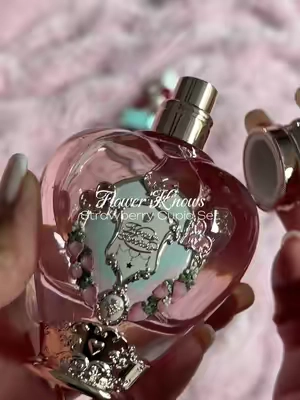 honestly got it for strawberry milkshake but loved Lychee Bouquet wayyy more 😍  these sets are so beautiful and perfect for gifting this holiday season ✨💝 @flowerknows.us #perfumeset #fragrance #fruityscents #christmasgiftsforher 