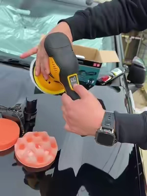 La mejor pulidora que dejará tu pintura de tu auto como nueva primo está bien barata y funciona chingona primo#pulidora #pulidoradecarro #auto #carro #autodetailing 