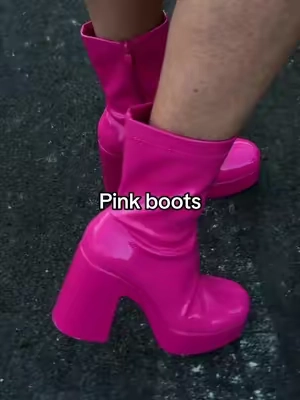 Everything’s better in pink @Dream Pairs #pinkboots #y2kstyle #y2kaesthetic #platformboots #millennialstyle 