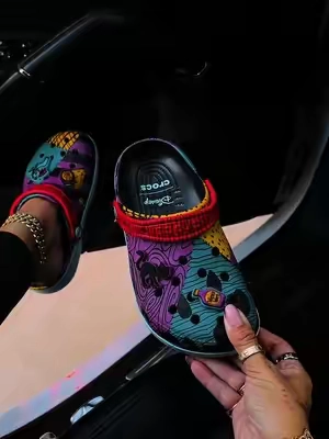 #crocs 