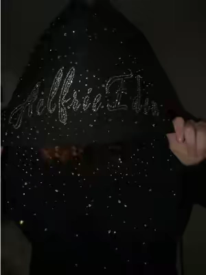 Mi hijo la amo totalmente ! Es preciosa que creo también se la merece quitaré #Tiktokshopcreatorpicks #sweater #aelfricedenfamily @aelfriceden_official 