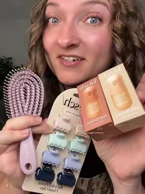 the stocking stuffer any girl would love 🎀✨ #hairperfume #hairtok #tiktokshopfalldealsforyou 