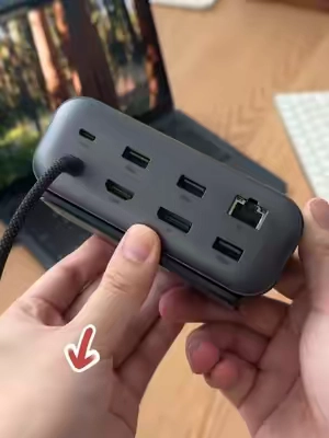 👽This is hands down the craziest hub I've ever seen. One cable connects my entire desk setup to my laptop. From Anker's latest 10-in-1 hub. #Hub #desksetup #AnkerSmartDisplayHub #AnkerDesktopUSBCHub #Ankerhub 