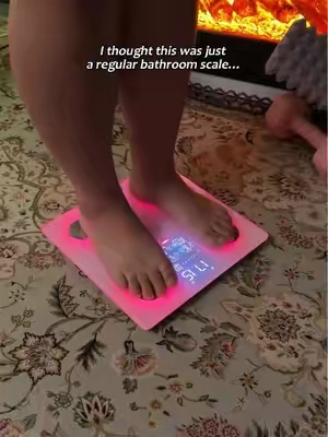 This Simple Wrist Monitor Makes Home Checks More Convenient#BloodPressureMonitor #WristBloodPressureMonitor #HomeHealth #HealthGadgets #FamilyCare 