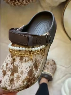 Crocs Pony Hair Clogs #crocs #clogs #westernstyle #crocsseptemberspotlight #womenshoes 