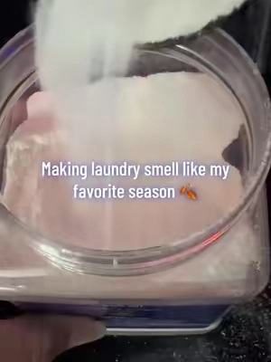 A little fall in every load 💙🍂 #luxurylaundrydetergent #fallscents #laundrytok #tiktokshop 