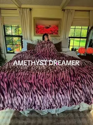 Let me know if you want a tag when it drops 💓🐅✨ 

✨this is the new blanket color the you do NOT want to miss. save save SAVE this video and come back! @Comfrt 
