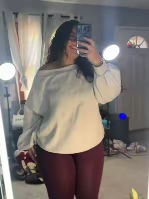 I need more colors @Fashion Nova @FashionNovaCURVE , the grey is 1X and black is XL def stay in your normal size! #offtheshoulder #sweater #womensfashion #plussizefashion #ootdinspo 