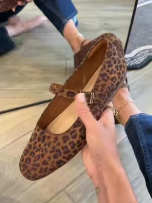 for comfortability & cute fits 🤎 🐆 @drschollsofficial  #drscholls #balletflats #maryjaneshoes #fallshoes #everydayshoes 