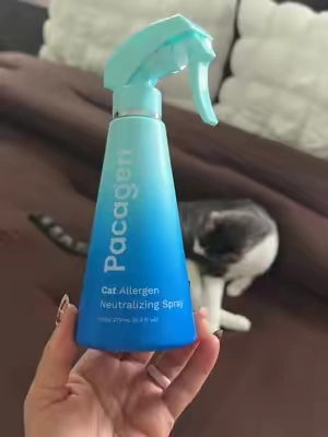 Natural and safe way to minimize allergy symptoms #catallergies #allergictocats #naturalallergyrelief #allergyrelief #tiktokshopstockup 