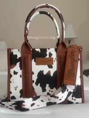 the cutest patterned tote 🫶 #wrangler #totebag #purse #wranglertote #westernfashion 