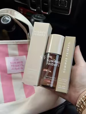 she wants this for Christmas btw  #summerfridays #vanillagirlessentials 