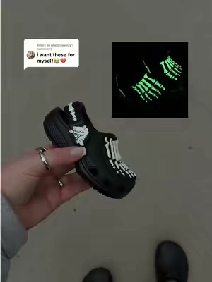 Replying to @ghostvajuicy I need these in adult sizes!!  #crocsseptemberspotlight #spookyszn #skeleton #kidsshoes #kidscrocs