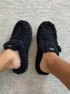 @HeyDude Hey Dude Wally Slipper #heydudenewarrivals #heydudeshoes #slippers #travel #house 
