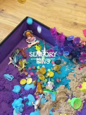 sensory bin that makes the perfect screen-free activity. holds kid’s attention for longer than you would believe @BEiREG #sensorybins #sensorybin #screenfreeactivities #giftsforkids 