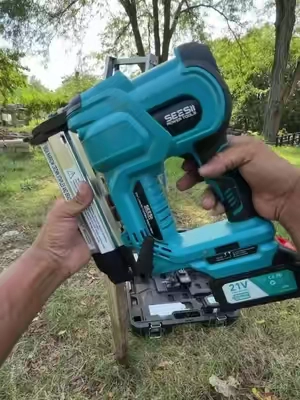SEESII Cordless 2-in-1 Brad Nailer/Staple Gun, Pneumatic Nail Gun, Woodworking, nail guns and nailers, Nailer #creatorsearchinsights #woodworking #carpenter #sale #arjunchuwan @SEESII Tools 