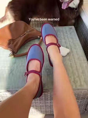 These Cushionaire flats are so cute with the multi color #cushionaireflats #maryjanes #fallshoes 