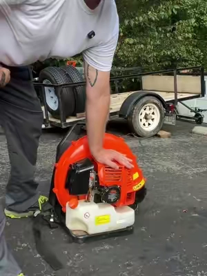 VEVOR 79CC Gas Backpack Leaf Blower 930 CFM 184 MPH 3L Fuel Tank For Yard Cleanup #TikTokShopCreatorPicks #tiktokshopstockup #toolupgrade #BackpackLeafBlower #GasLeafBlower @VEVOR Store 