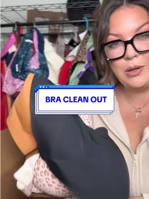 Feels so good to declutter 😌 #plussizebra #brareview #comfortablebra #supportivebra #bras 