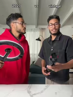 Bright light that comes with the tripod #kraftgeek #tripod #ringlight #TikTokShopCreatorPicks #contentcreator   