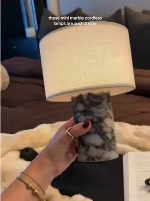 PLUS you can change the hue and the brightness on them!!! REAL MARBLE TOO 😮‍💨 They give off the perfect low light at night 🤎🤌🏼 #marblelamp #cordlesslamp #rechargeablelamp 
