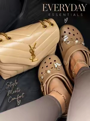 Comfortable but still cute 🤎✨ These are giving “I want to be comfy, but I still have somewhere to be.” 🤎 The little charms make them SO much cuter! @Crocs  #TikTokShopFinds #ComfyShoes #ClogStyle #crocswithnosocs  #TikTokMadeMeBuyIt