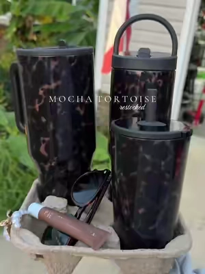 runnnnn! restocked 🖤
@HYDROJUG 
#hydrojug #mochatortoise 