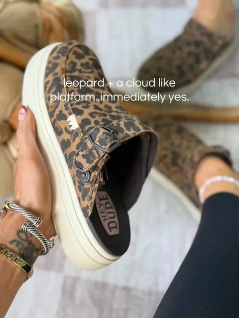 #heydudeshoes #platformshoes #comfyshoes #fallstyle #leopardprint @HeyDude 