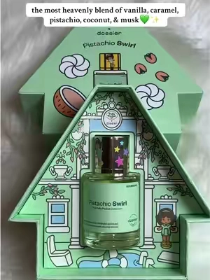 this new dossier perfume is perfect for warm, sweet, gourmand fragrance lovers💚✨ #dossier #dossierperfumes #gourmandperfume #fallfragrance #sweetperfume 