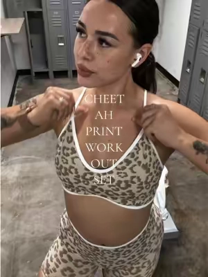 This cheetah print set is my fav 🤭 #activewearfashion #activewearforwomen #womensactivewear  