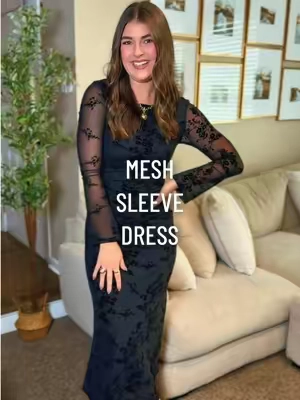 Such a stunning dress! And sooo flattering🤌🏼🤌🏼🤌🏼