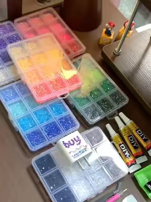 This is your sign to get a bedazzling kit for you and your daughters ✨🦋✨ #diyrhinestone #CraftTok#BlingBling#summerVibes #tiktok
