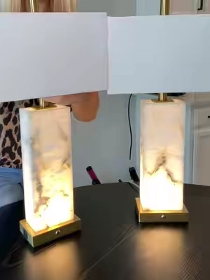 they don’t have many in stock of the yellow color 💛 #marblelamp #lamp #lamps #modernlamp #homeambiance 