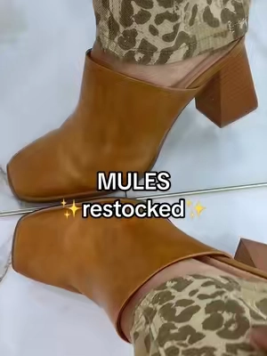 It girl MULES have been restocked!!!  #mules #blockheels #fallshoes #slidesandals #comfyheels @Coutgo @Coutgo Fashion 