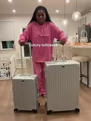 This is exactly what I wanted #luggage #suitcase #luggageset 