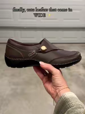 #clarks #slipons #loafers #tiktokshopstockup 