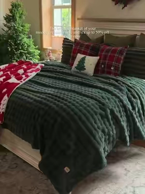 Soft, cozy, and made for fall nights. 🍂#beddingtok #CozyBedroom #moodyhome #bedsure #cozy 