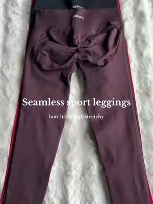 Makes butt look so perfect!#leggings #legging #leggingsoutfit #pants #sportwear #gymwear #yogawear #highstretch #activewear #highstretch 