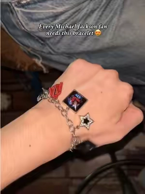 No matter how much time passes, MJ will always be in our hearts. 🎶✨ #MJBracelet #MichaelJackson #80smusic #kingofpop #MJfans