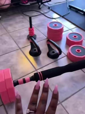 45 & 65 back in stock! 💕 #pinkweights #pinkgym #pinkgymequipment #barbell 