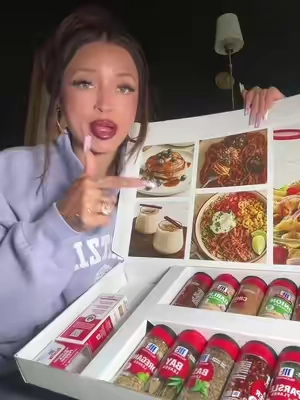 A MUST for the holidays!!! 🎄 #tiktokshopstockup #thanksgivingdinner #christmasdinner #seasoning 