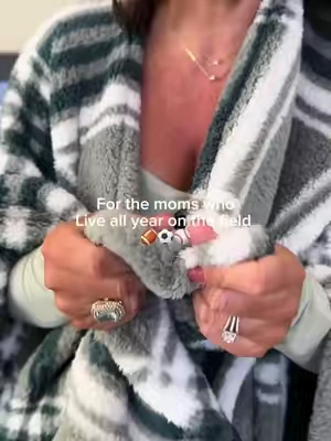 The Berkshire wearable throw is even better now!! This thick Sherpa is soooooo warm and cozy and the pockets keep my hands so warm! Perfect for days out on the field!! #berkshire #berkshirewearablethrow #soccermom #ad #qvcloyaltyprogram 