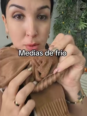 5 pares de calcetines lisos hasta la pantorrilla para mujer, calcetines casuales suaves, cómodos y cálidos para primavera, calcetines para mujer para uso diario, ropa de mujer, poliéster. . . #medias #mediasdefrio #calcetines #tiktokshopstockup #tiktokshopcreatorpicks 