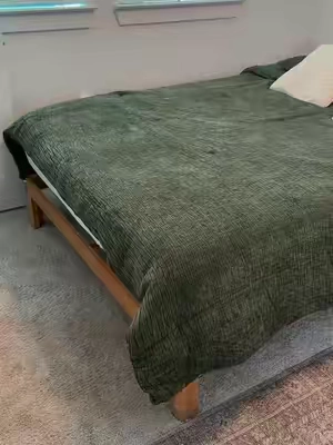 #woodbedframe #bedframe #queenbedframe #roomdecor #sale 