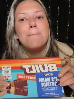 Built bars are literally the BEST protein bar #protein #proteinbar #builtbar 