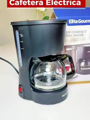Cafetera eléctrica con filtro @QVC, Inc 