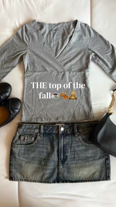 the cutest long sleeve for this fall!!! #brandymelville #johngalt #falltops #falloutfits #falloutfitinspo 
