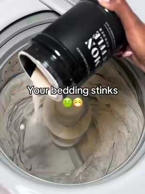 It’s time to wash your bedding! Wash it with Mavwicks to keep it smelling good for weeks. #mavwickslaundry #laundryhack #beddingrefresh #washingpowder #fabricsoftner 