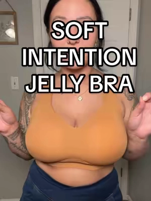 38G wearing a 2XL. Up to 6XL! My everyday bra as a toddler mom! 🙌 #jellybra #wirelessbra #seamlessbra #plussizebra #softintention 