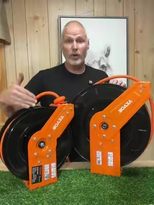 VEVOR Retractable Air Hose Reel 100 FT 300 PSI Heavy Duty Steel Wall Mount Air Compressor Hose Reel #TikTokShopCreatorPicks #tiktokshopstockup #toolupgrade #AirHoseReel #AirCompressorTools @VEVOR Store 